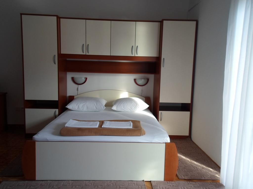 Apartments Branko نين الغرفة الصورة