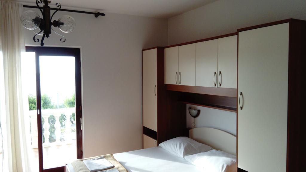 Apartments Branko نين الغرفة الصورة