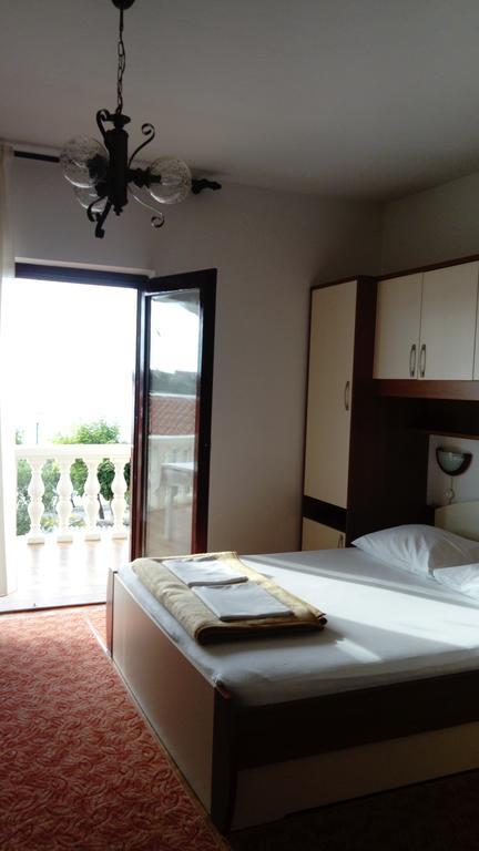 Apartments Branko نين الغرفة الصورة