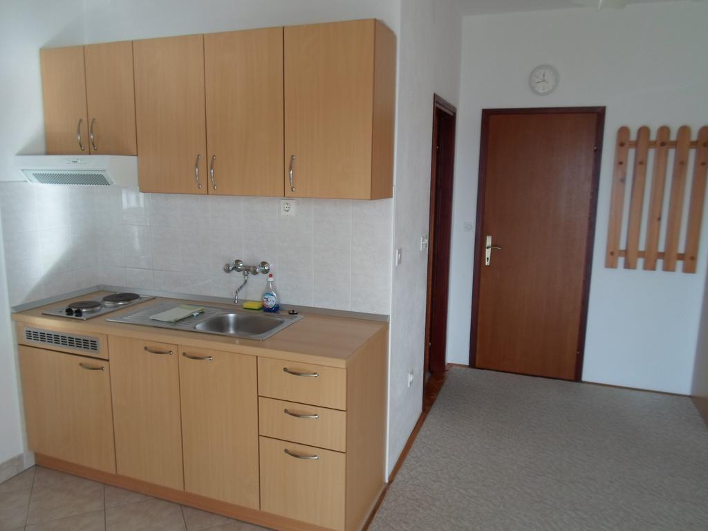 Apartments Branko نين الغرفة الصورة