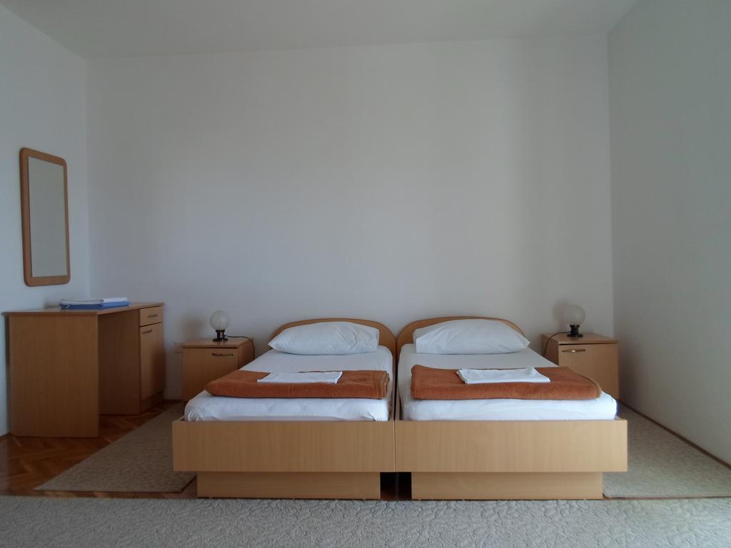 Apartments Branko نين المظهر الخارجي الصورة