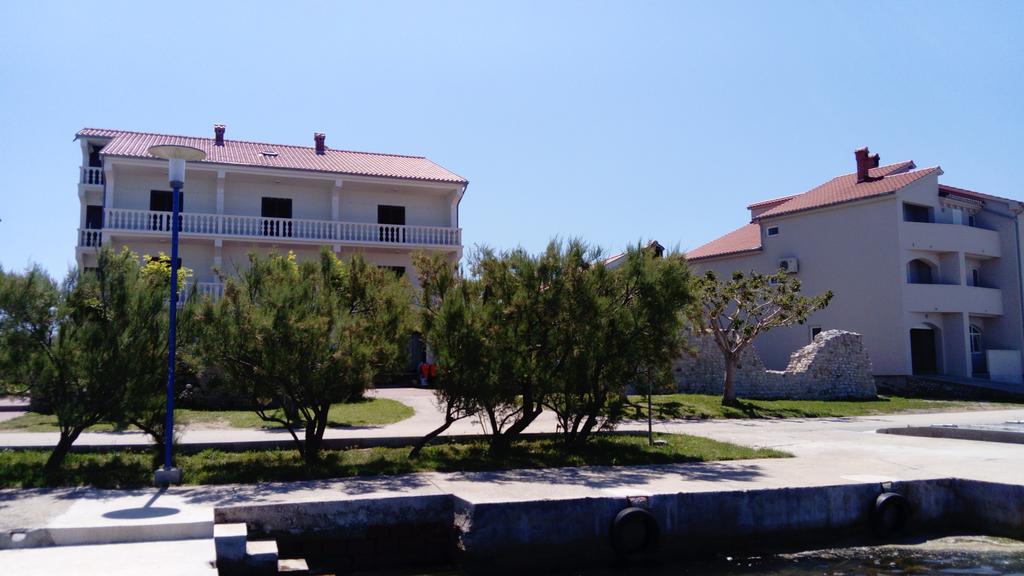 Apartments Branko نين المظهر الخارجي الصورة